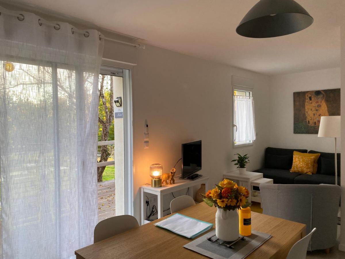 Le Hameau Du Peu Villa Châteauvieux Екстериор снимка